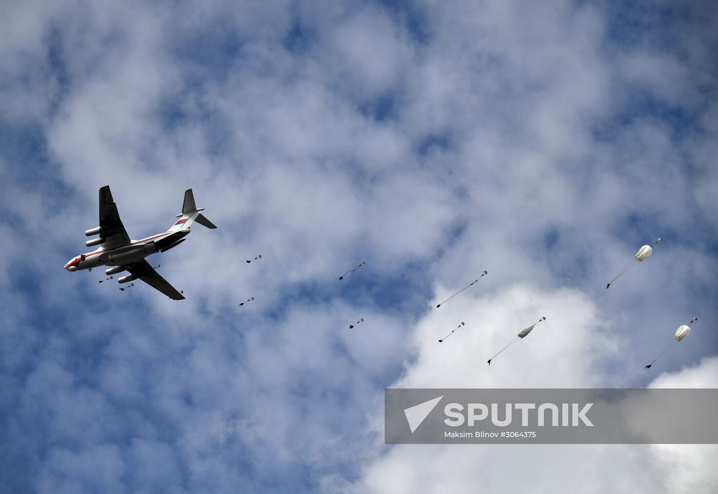 International military exercise of airborne troops in Vitebsk