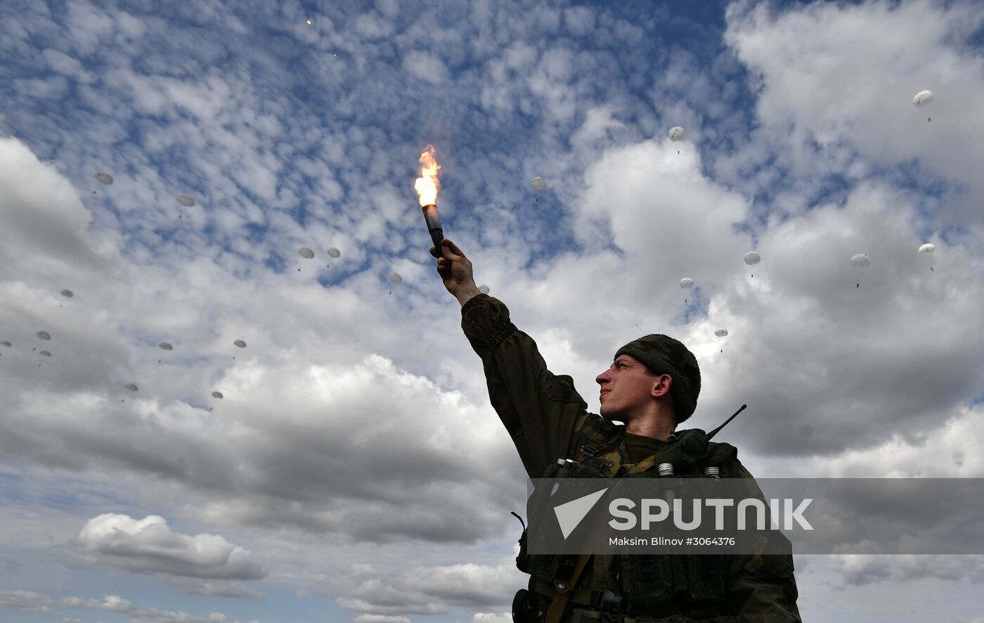 International military exercise of airborne troops in Vitebsk