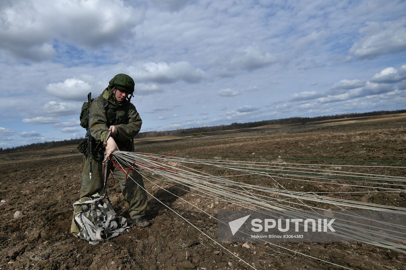 International military exercise of airborne troops in Vitebsk