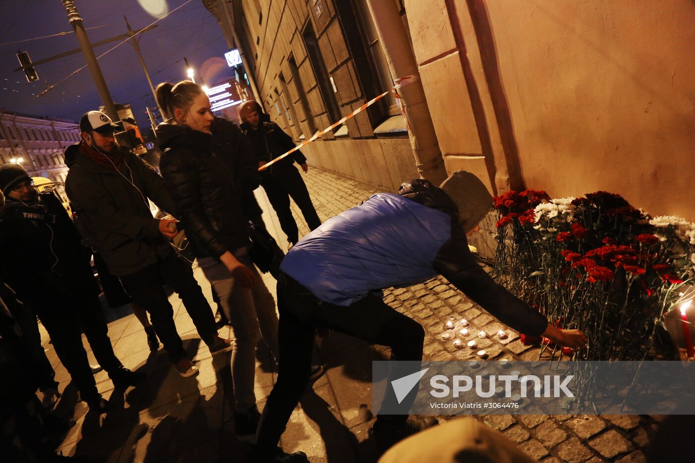 Flowers in memory of St. Petersburg metro blast victims