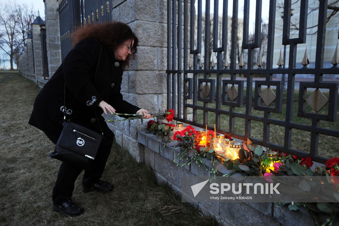 Flowers laid at Russian Embassies in memory of St. Petersburg metro blast victims