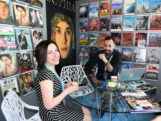 International MIPDOC and MIPTV markets