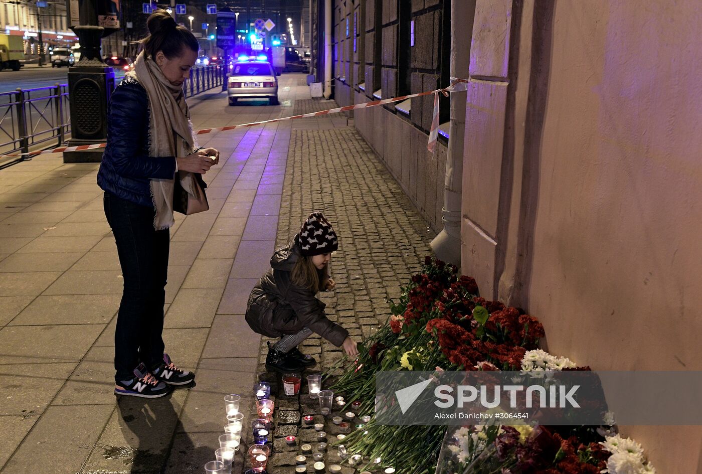 Flowers in memory of St. Petersburg metro blast victims