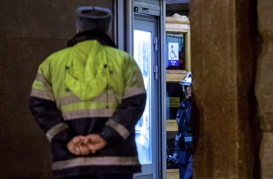 Explosions in the St.Petersburg metro