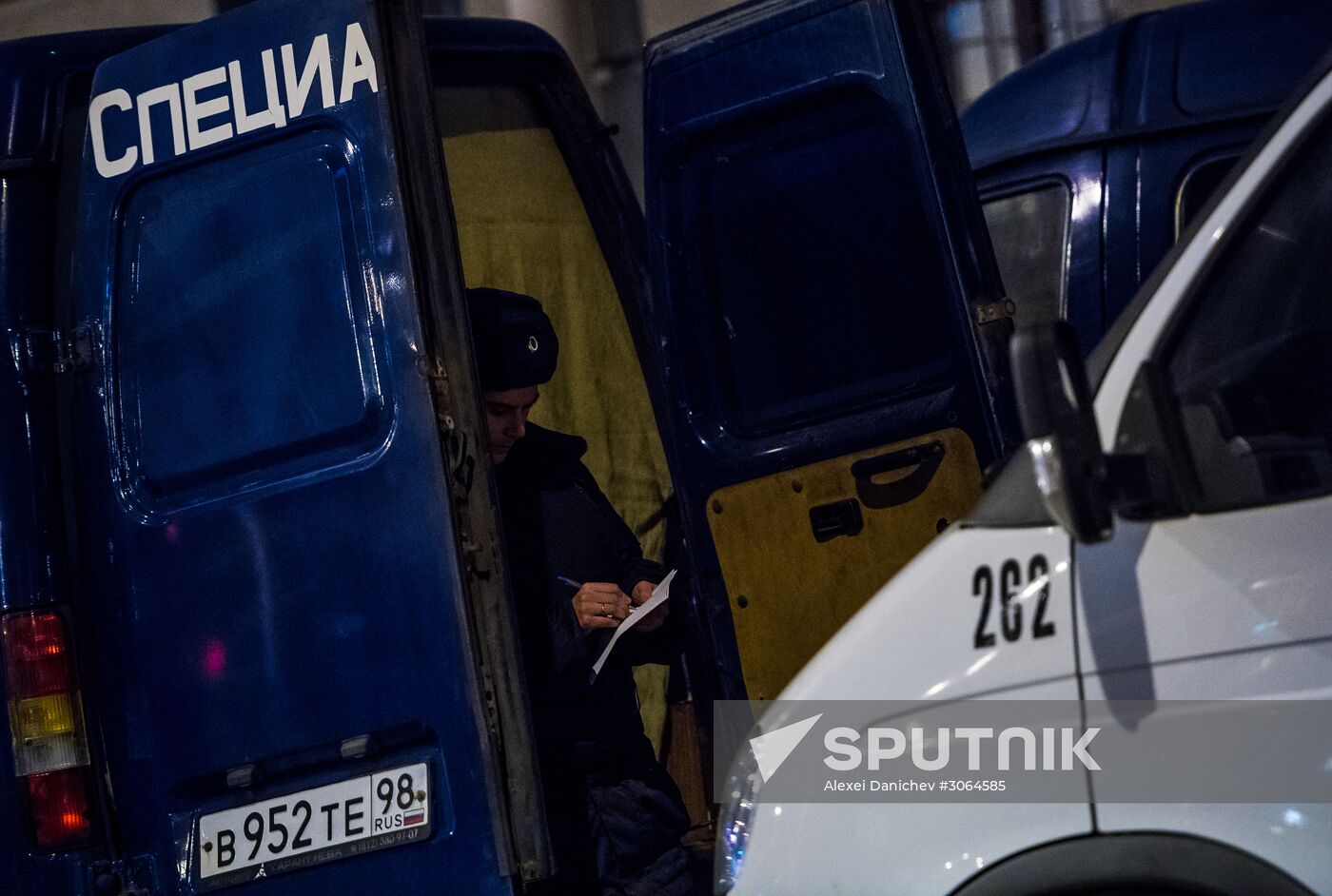 Explosions in the St.Petersburg metro