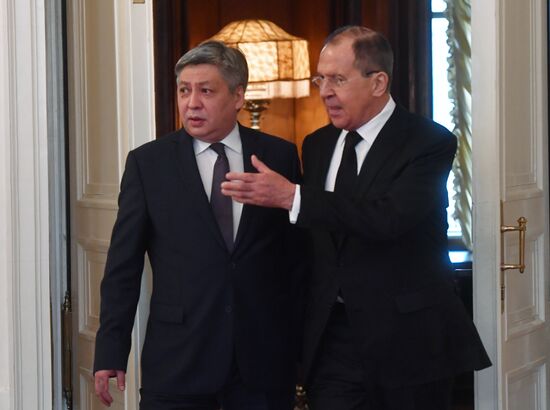Sergei Lavrov meets with Kyrgyzstan's Foreign Minister Erlan Abdyldayev