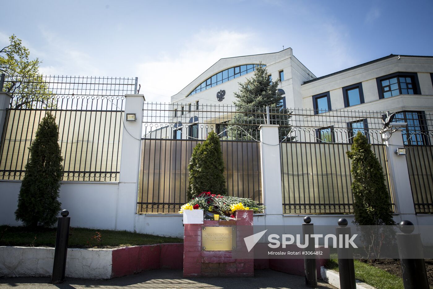 Flowers laid at Russian Embassies in memory of St. Petersburg metro blast victims