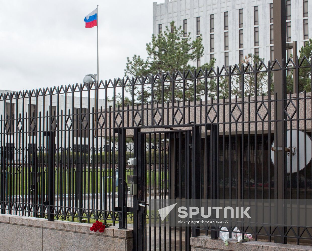 Flowers laid at Russian Embassies in memory of St. Petersburg metro blast victims