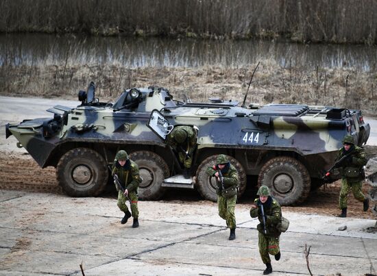 International military exercise of airborne troops in Vitebsk