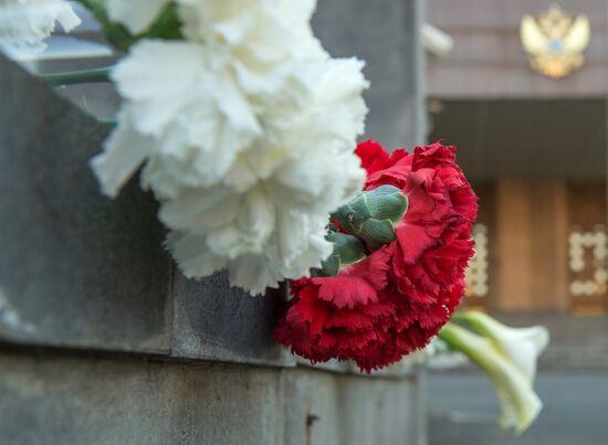 Flowers laid at Russian Embassies in memory of St. Petersburg metro blast victims