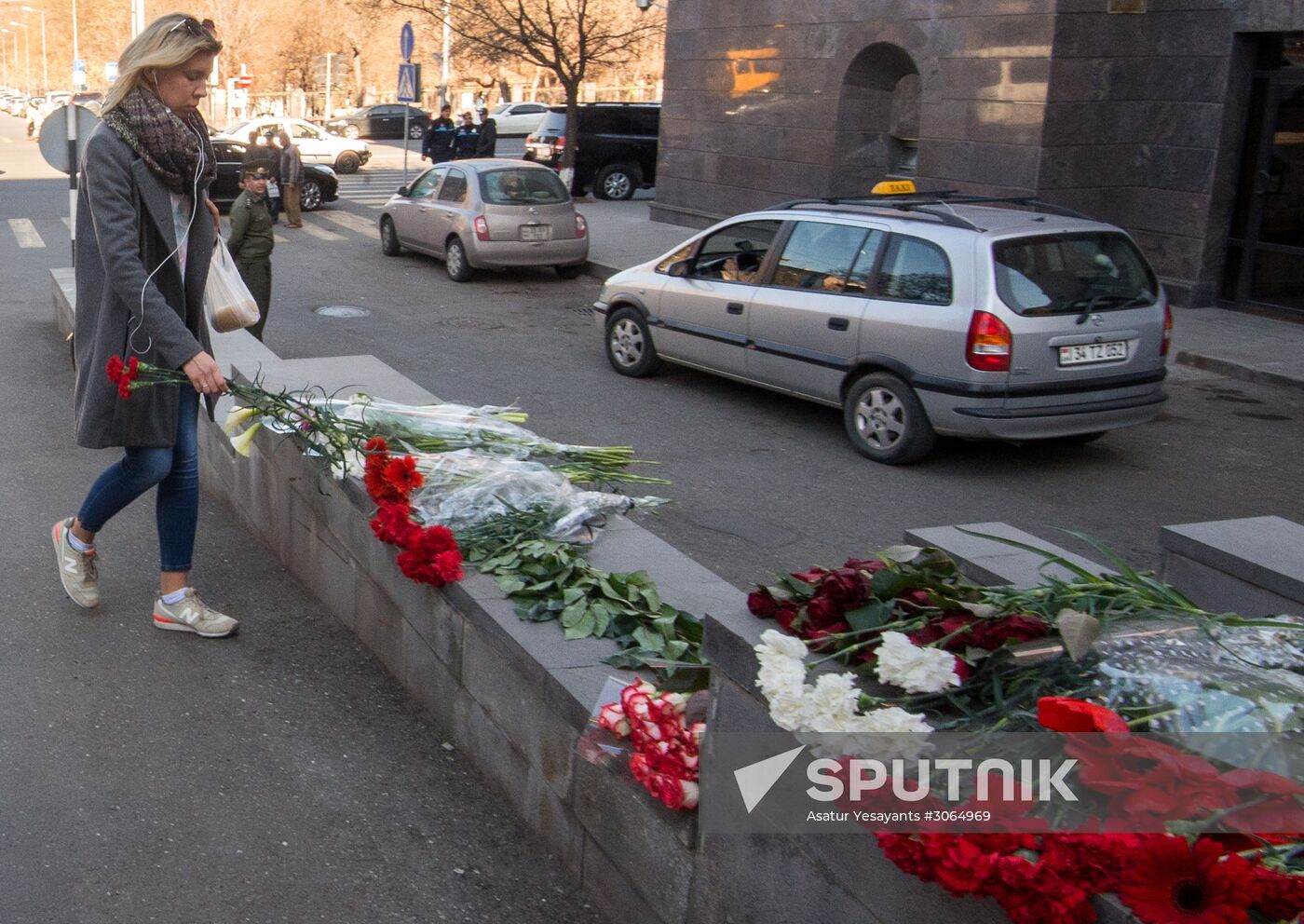Flowers laid at Russian Embassies in memory of St. Petersburg metro blast victims