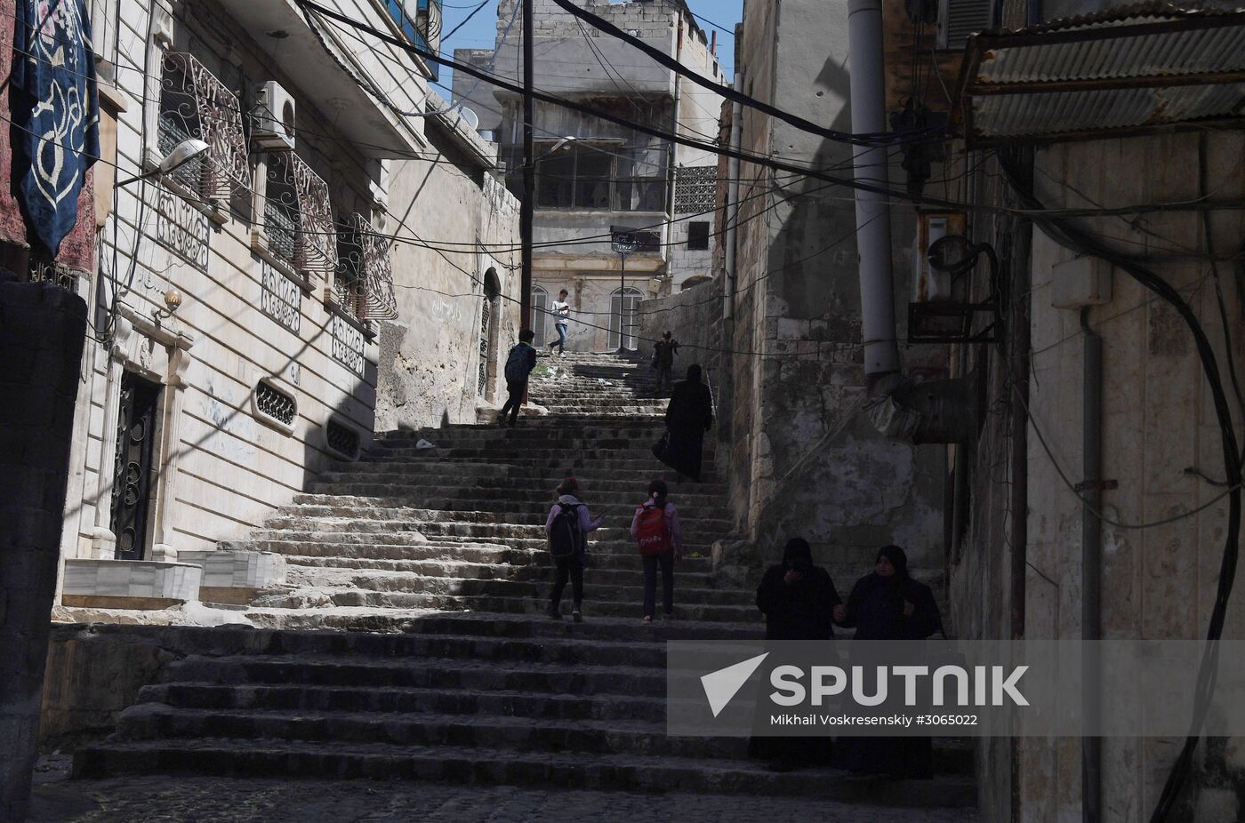Cities of the world. Hama