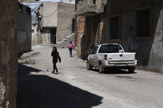 Cities of the world. Hama