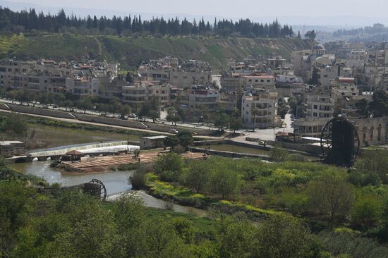 Cities of the world. Hama