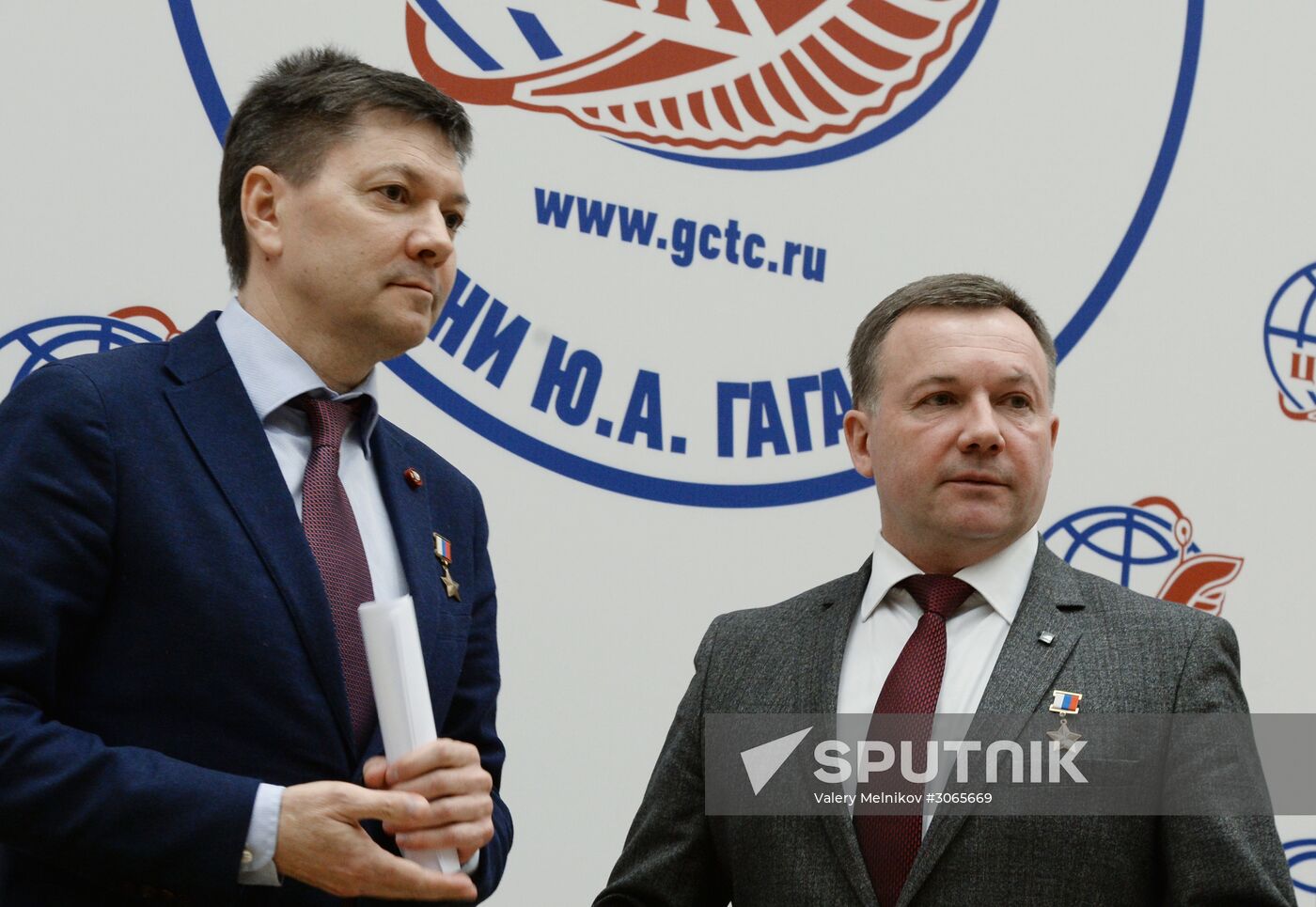 News conference on recruitment of cosmonauts