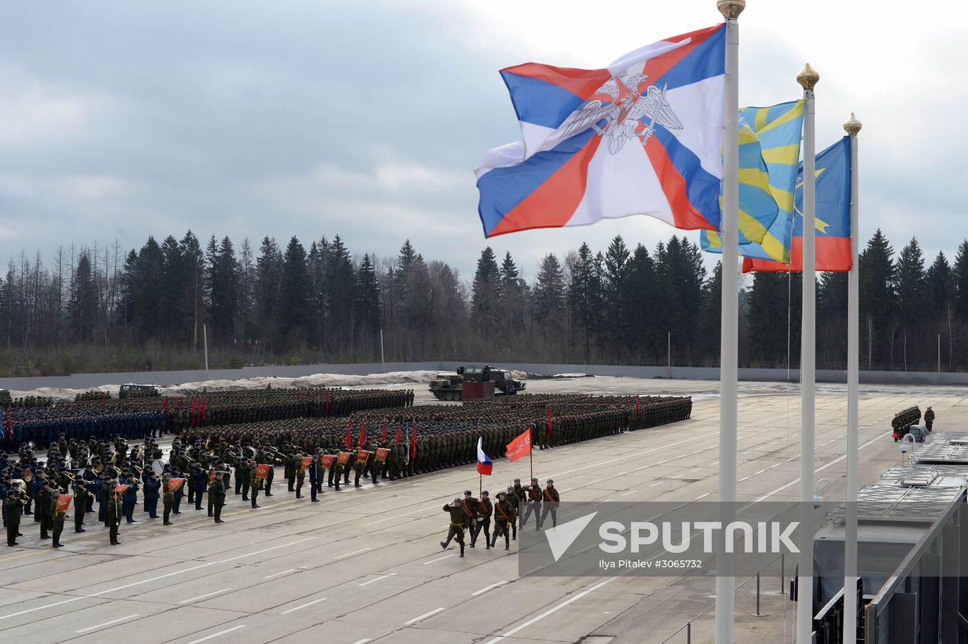 Joint drill for marching personnel of Moscow Garrison ahead of military parade