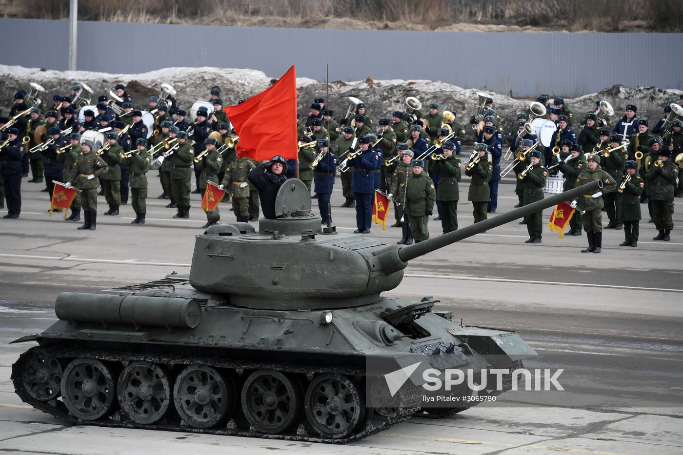 Joint drill for marching personnel of Moscow Garrison ahead of military parade