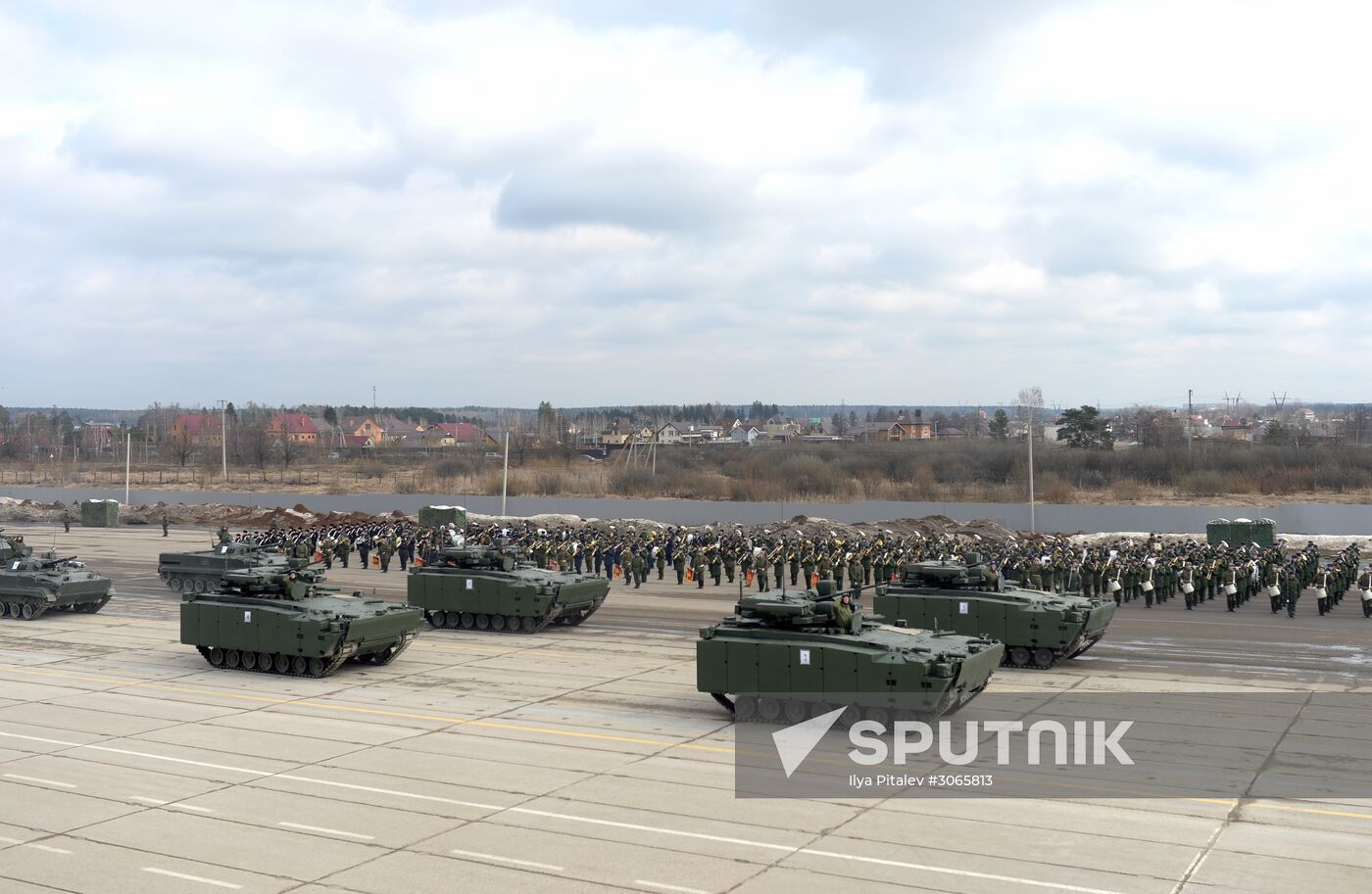 Joint drill for marching personnel of Moscow Garrison ahead of military parade