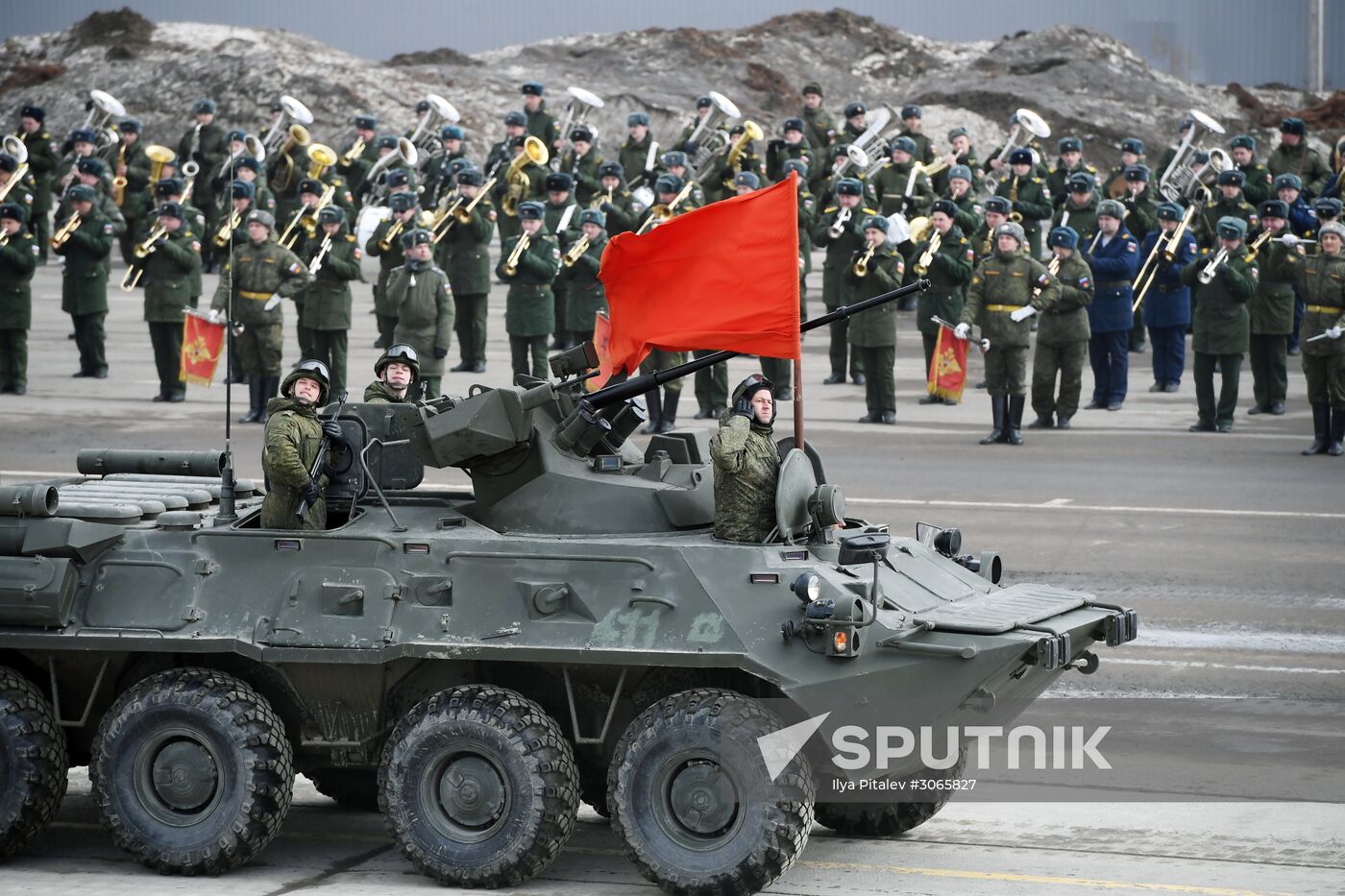 Joint drill for marching personnel of Moscow Garrison ahead of military parade