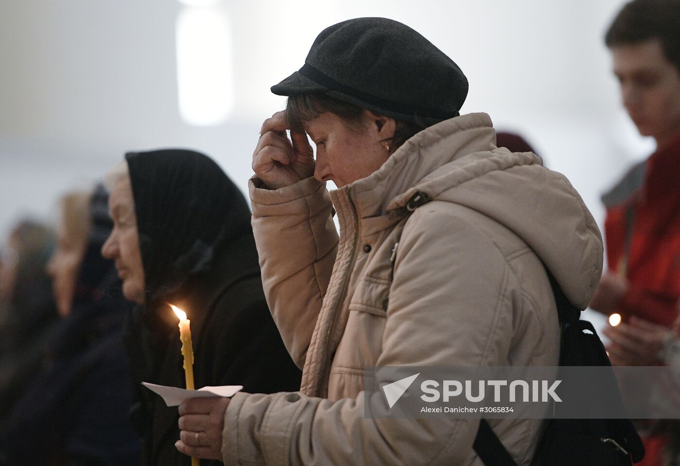 Memorial service for victims of St. Petersburg Metro blast at St. Trinity Cathedral in St. Petersburg