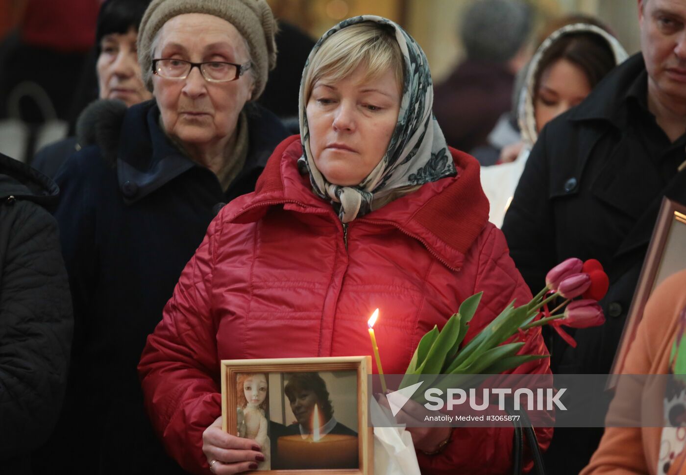 Memorial service for victims of St. Petersburg Metro blast at St. Trinity Cathedral in St. Petersburg