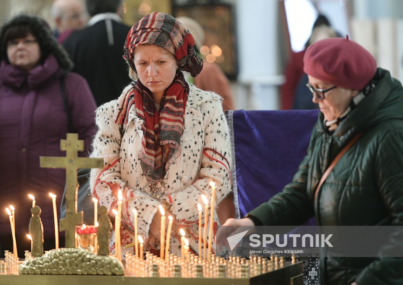 Memorial service for victims of St. Petersburg Metro blast at St. Trinity Cathedral in St. Petersburg
