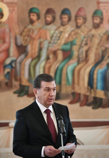 President Vladimir Putin meets with President of Uzbekistan Shavkat Mirziyoyev