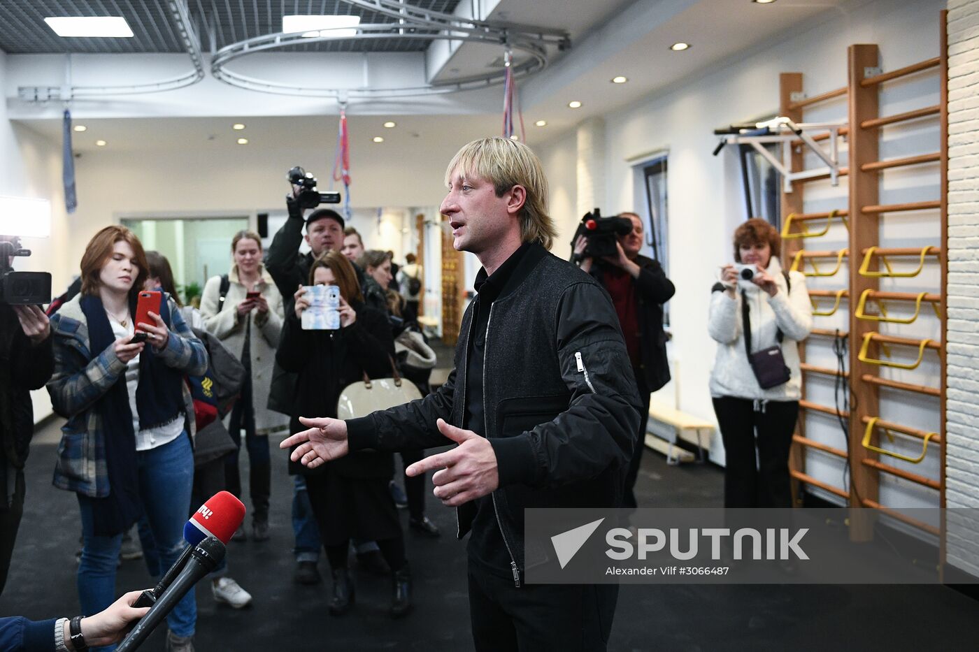 Opening of the Plyushchenko's Angels figure skating academy in Moscow