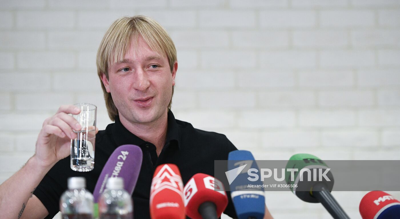 Opening of the Plyushchenko's Angels figure skating academy in Moscow