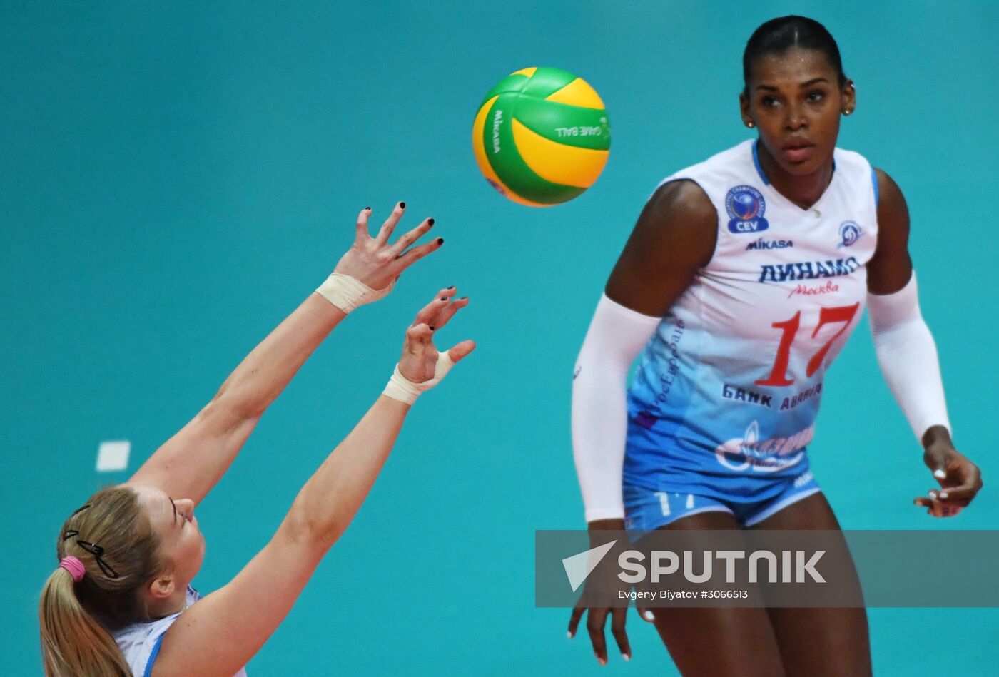 CEV Women's Champions League. Dynamo Moscow vs. Nordmeccanica Modena