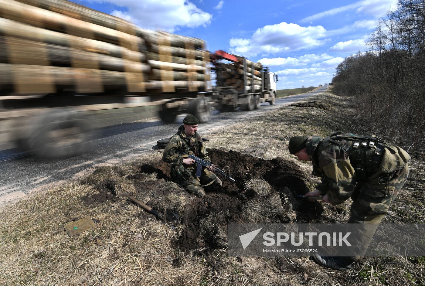 International tactical paratrooper drills in Vitebsk
