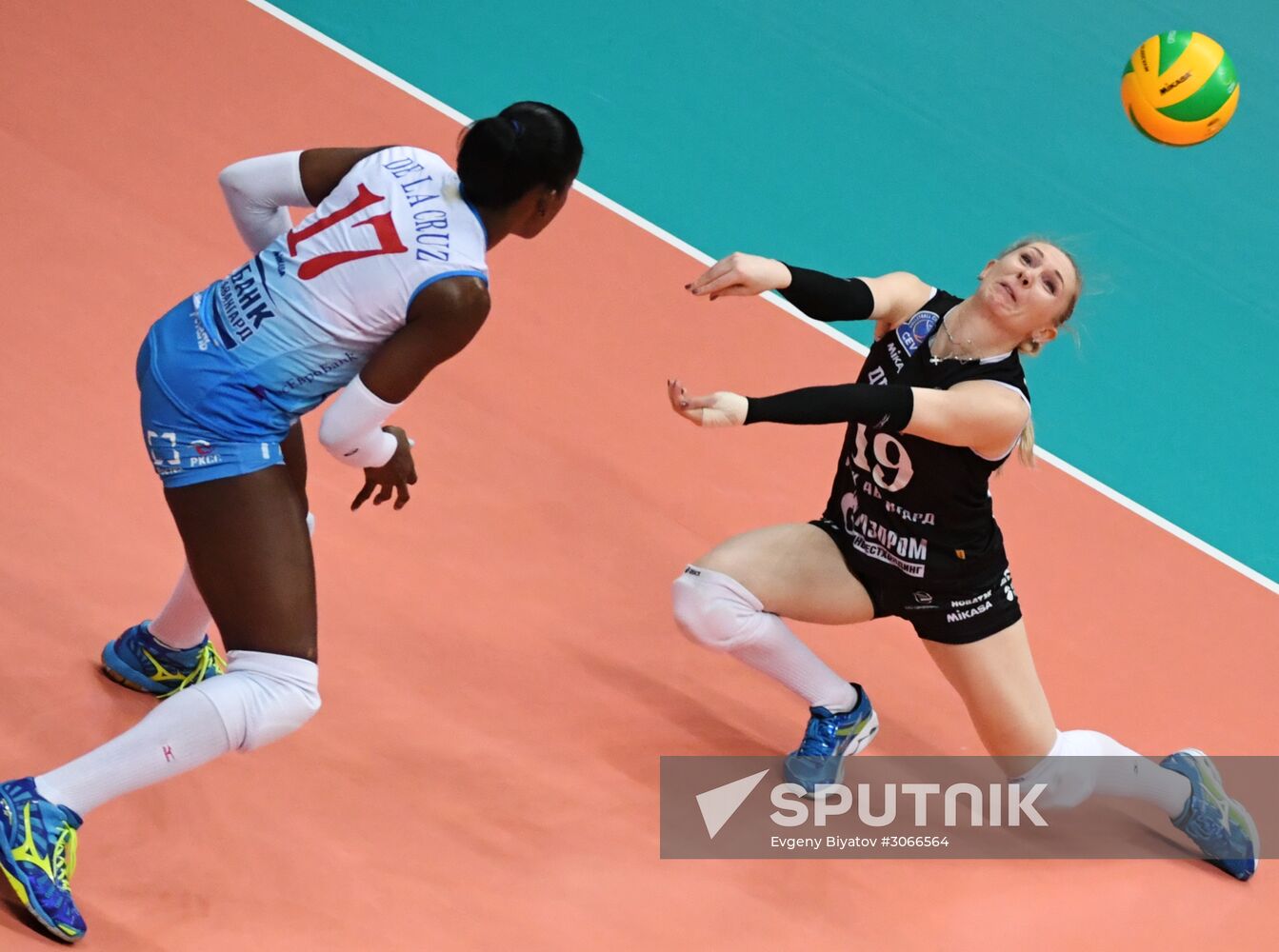 CEV Women's Champions League. Dynamo Moscow vs. Nordmeccanica Modena