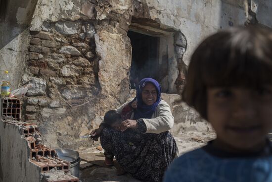 Syrian refugges in Turkey's Izmir Province