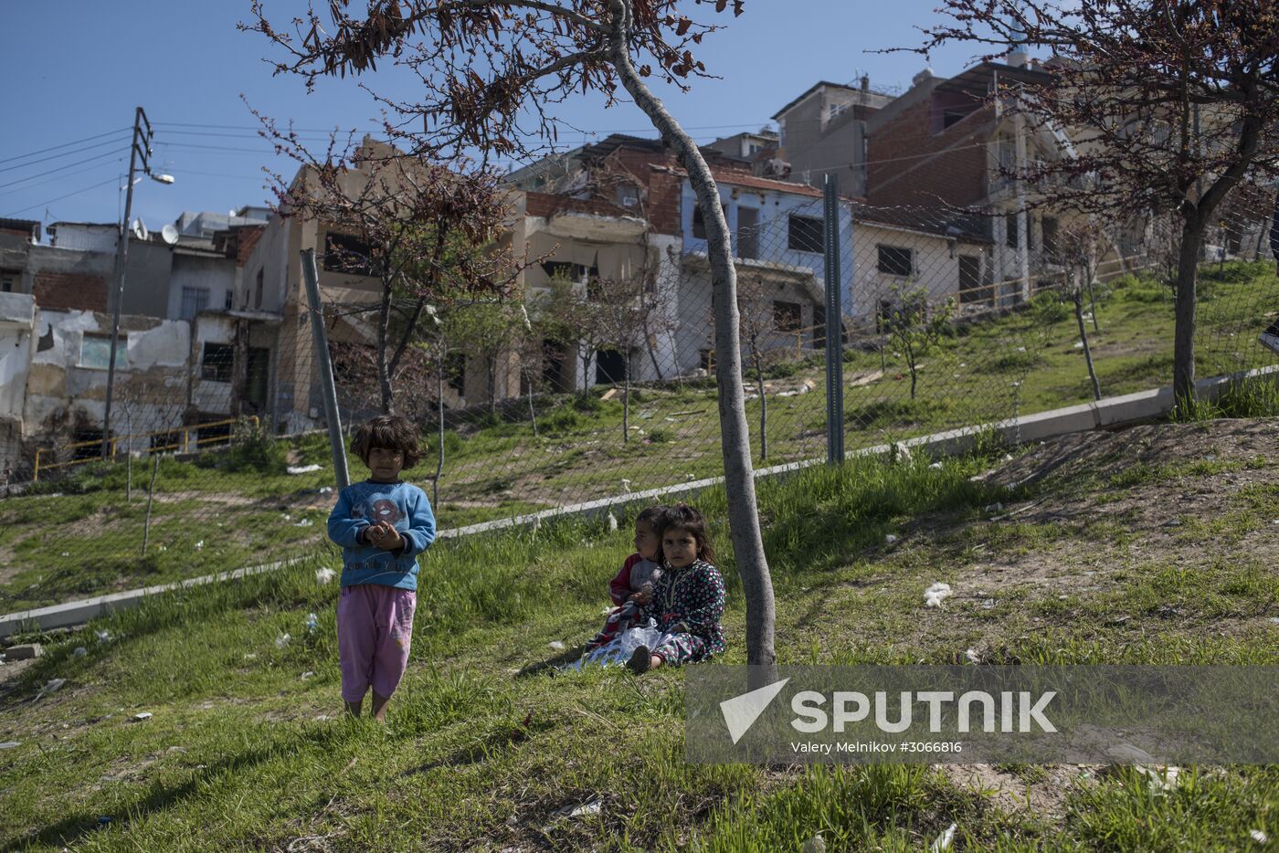 Syrian refugges in Turkey's Izmir Province
