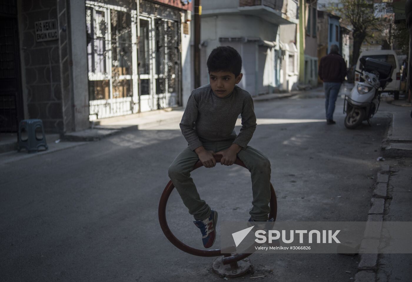Syrian refugges in Turkey's Izmir Province