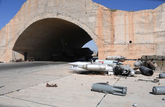 U.S. strikes Syrian military airfield