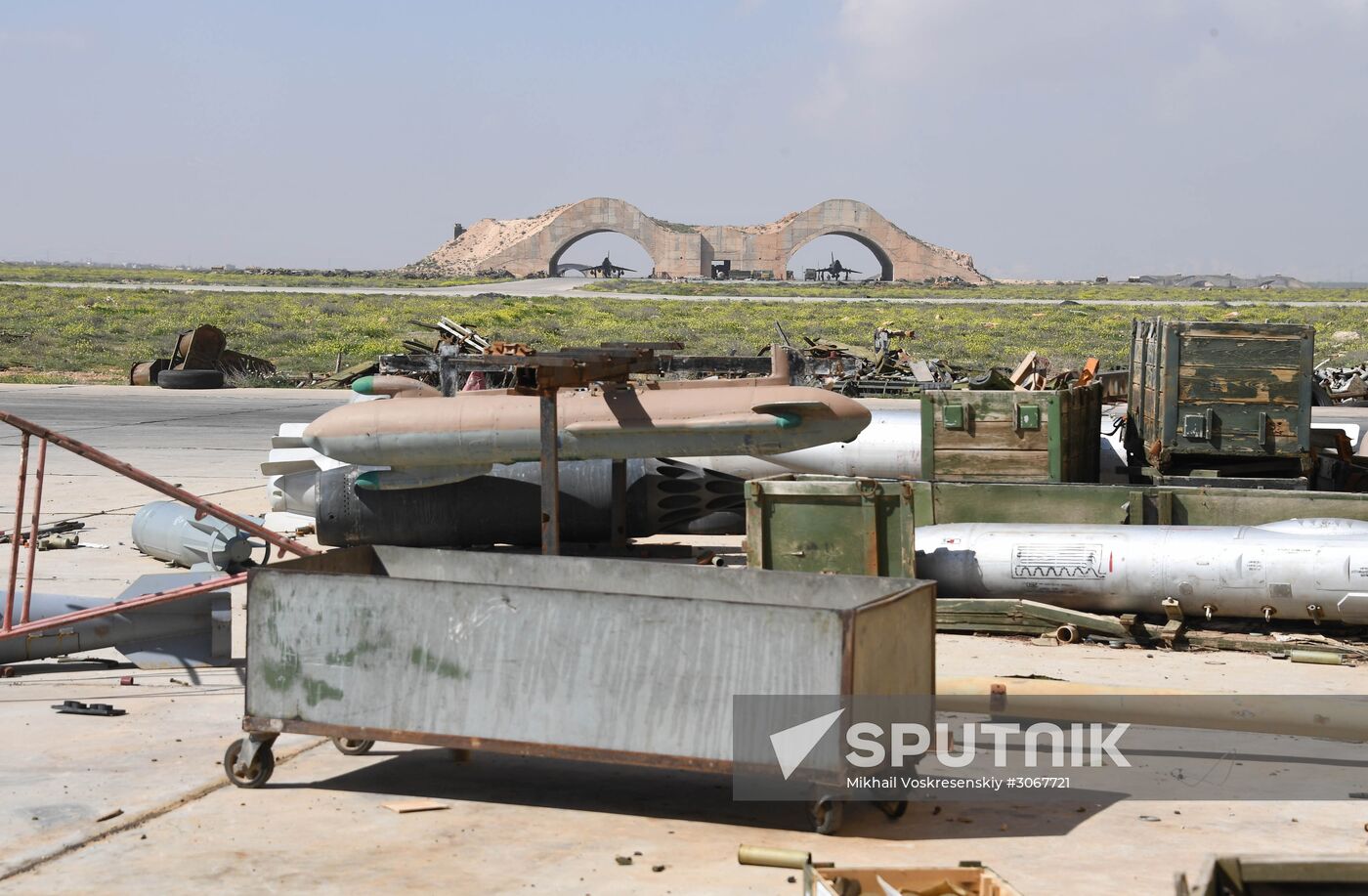 U.S. strikes Syrian military airfield