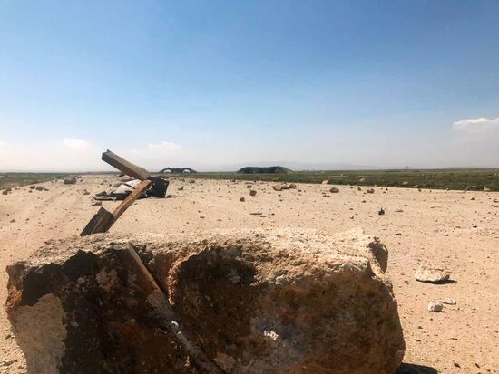 U.S. strikes Syrian military airfield