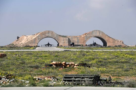 U.S. strikes Syrian military airfield