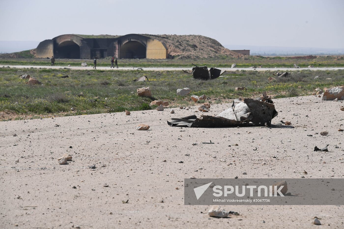 U.S. strikes Syrian military airfield