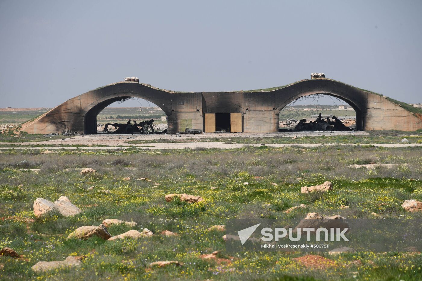 U.S. strikes Syrian military airfield