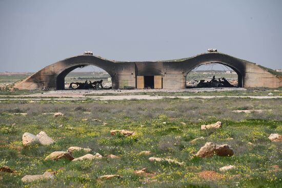 U.S. strikes Syrian military airfield