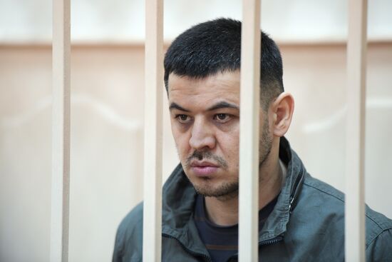 Court considers arrest warrant for alleged accomplices in St. Petersbur metro terror attack