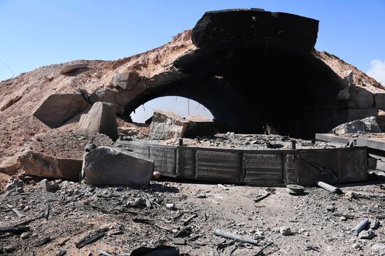 U.S. strikes Syrian military airfield