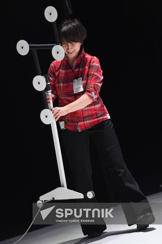 Theoretical Model of Absolute Freedom and Five performances as part of Golden Mask festival