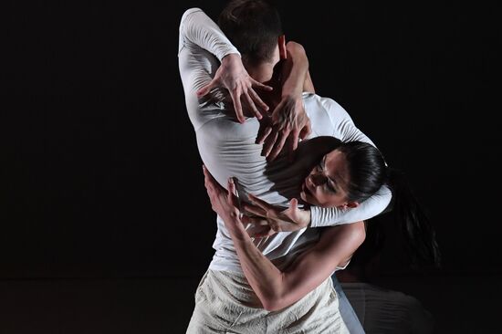 Theoretical Model of Absolute Freedom and Five performances as part of Golden Mask festival