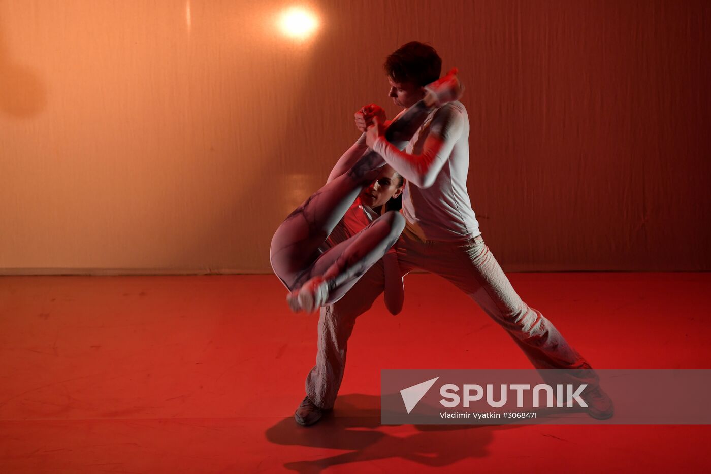 Theoretical Model of Absolute Freedom and Five performances as part of Golden Mask festival