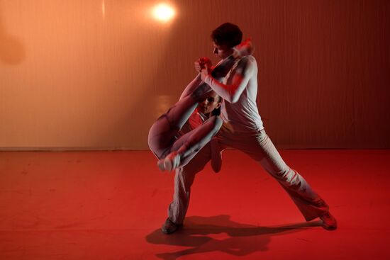 Theoretical Model of Absolute Freedom and Five performances as part of Golden Mask festival