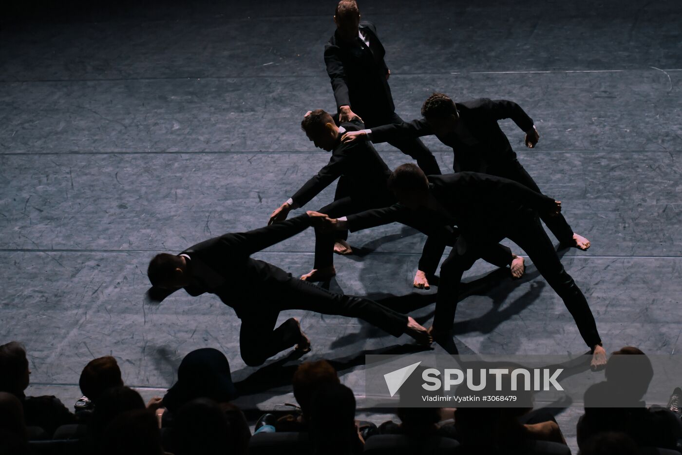 Theoretical Model of Absolute Freedom and Five performances as part of Golden Mask festival