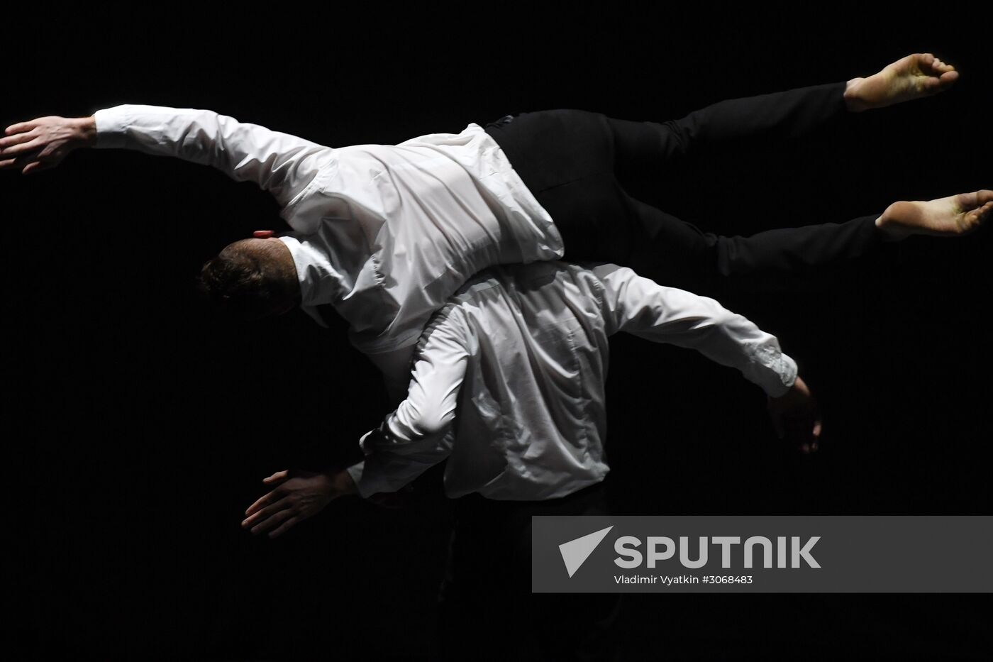 Theoretical Model of Absolute Freedom and Five performances as part of Golden Mask festival